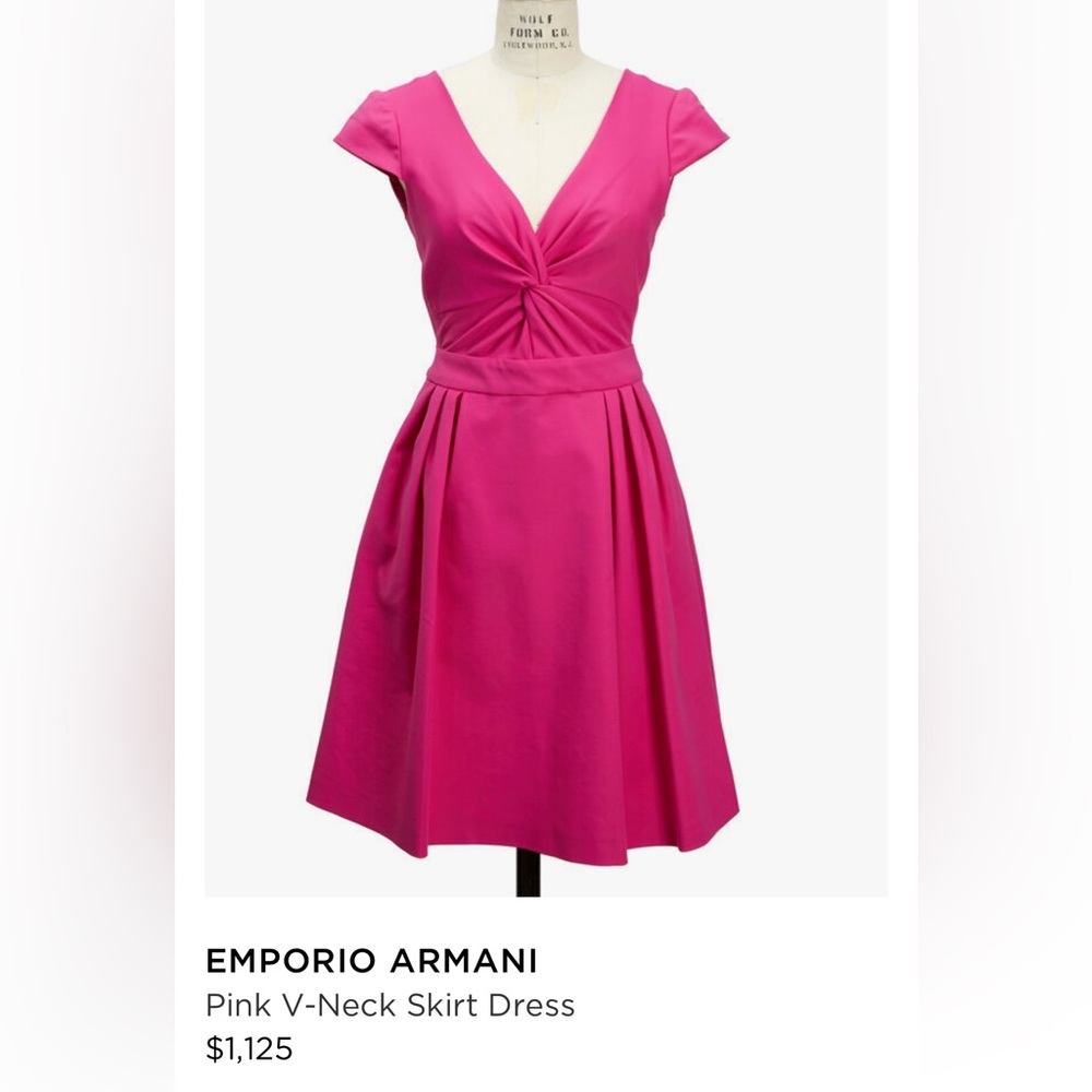 ARMANI collezioni
Pink V-Neck Skirt Dress size 6-